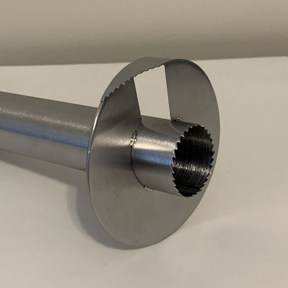 Newness Pineapple Corer Slicer Stainless Steel Blade Ergonomic Black Handle - Picture 5 of 9